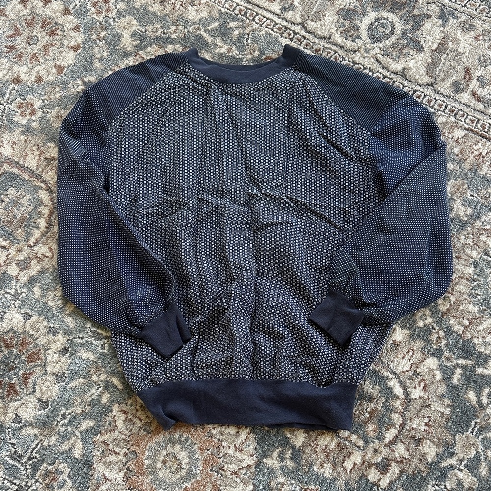 Vintage Carole Little 100 % silk Navy Textured Crewneck top